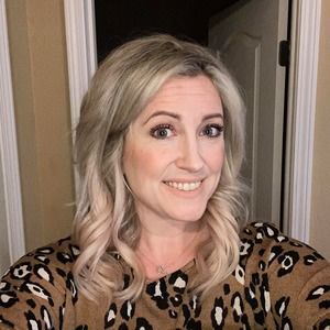 Meet your Posher, Annette